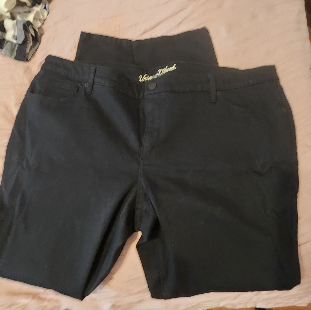 Pants - Picture 2 of 3